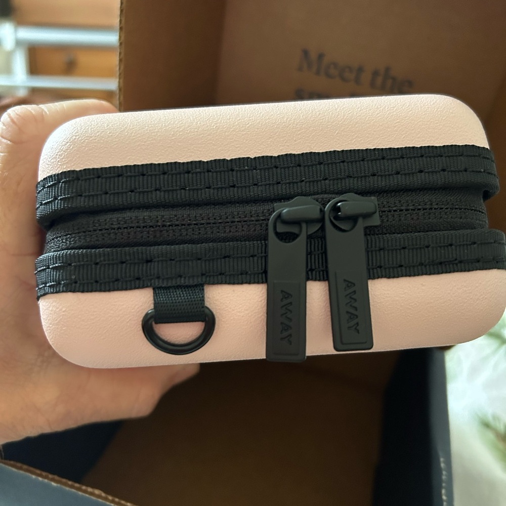 Pink Away Mini Suitcase - Picture 4 of 7